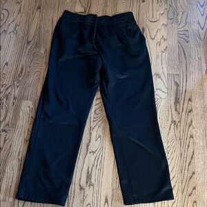 Tek Gear men’s black athletic pants.  Size LT